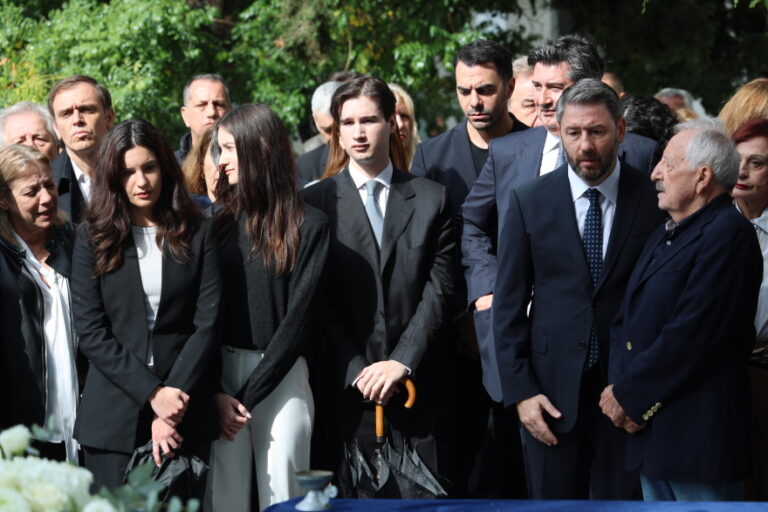 Πέντε χρόνια από τον θάνατο της Φώφης Γεννηματά: Ποιοι έδωσαν το παρών στο μνημόσυνο