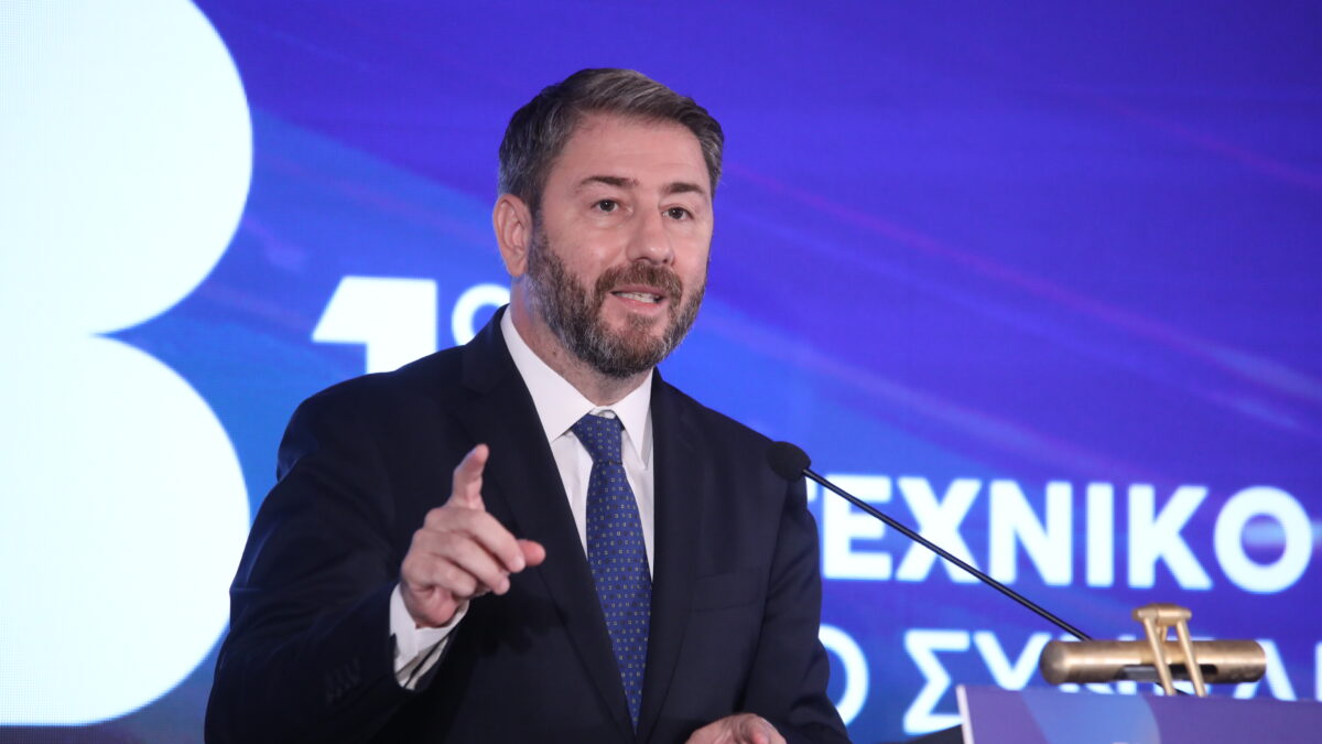 &Omicron; &pi;&rho;ό&epsilon;&delta;&rho;&omicron;&sigmaf; &tau;&omicron;&upsilon; &Pi;&Alpha;&Sigma;&Omicron;&Kappa; &Nu;ί&kappa;&omicron;&sigmaf; &Alpha;&nu;&delta;&rho;&omicron;&upsilon;&lambda;ά&kappa;&eta;&sigmaf;