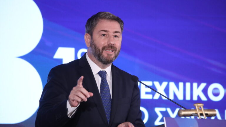 &Omicron; &pi;&rho;ό&epsilon;&delta;&rho;&omicron;&sigmaf; &tau;&omicron;&upsilon; &Pi;&Alpha;&Sigma;&Omicron;&Kappa; &Nu;ί&kappa;&omicron;&sigmaf; &Alpha;&nu;&delta;&rho;&omicron;&upsilon;&lambda;ά&kappa;&eta;&sigmaf;