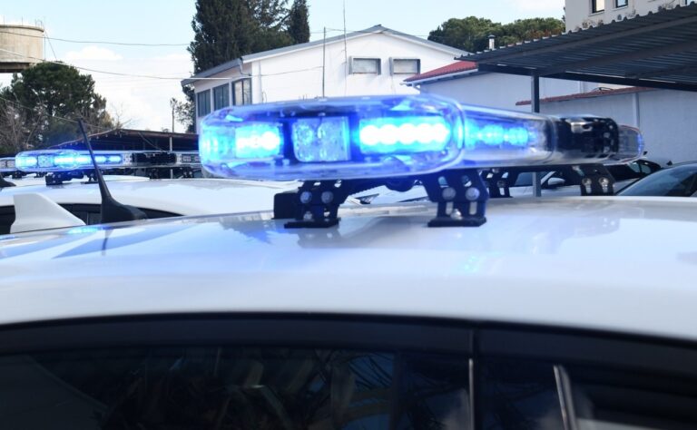 Κακόβουλη ενέργεια φαίνεται να προκάλεσε φωτιά σε αυτοκίνητο στο Φρέναρος