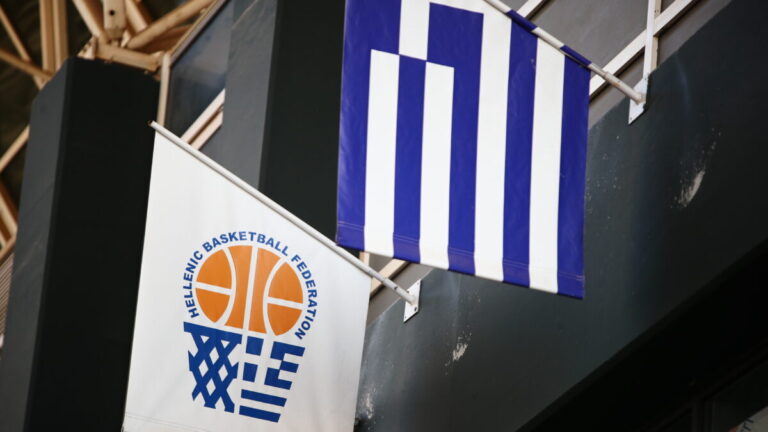 &Tau;&alpha; &gamma;&rho;&alpha;&phi;&epsilon;ί&alpha; &tau;&eta;&sigmaf; &Epsilon;&Omicron;&Kappa;