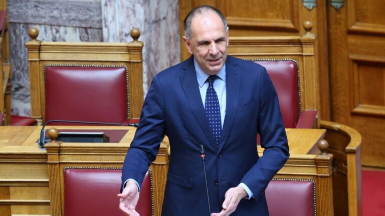 &Omicron; &Gamma;&iota;ώ&rho;&gamma;&omicron;&sigmaf; &Gamma;&epsilon;&rho;&alpha;&pi;&epsilon;&tau;&rho;ί&tau;&eta;&sigmaf;