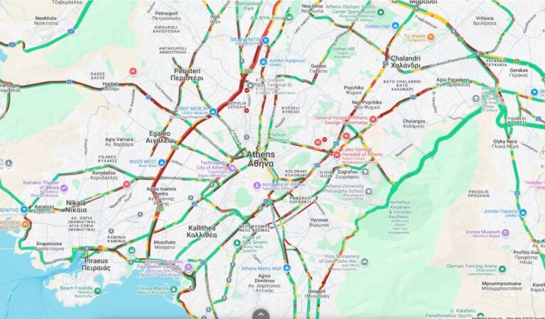Απροσπέλαστος ακόμη ο Κηφισός μετά το τροχαίο, στο κόκκινο και τα δύο ρεύματα-Πού αλλού έχει κίνηση