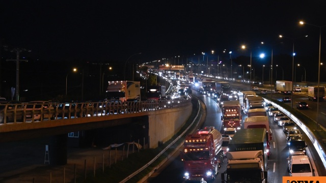 Καραμπόλα με τρία αυτοκίνητα στο ύψος του Ρέντη στον Κηφισό, προβλήματα στην κυκλοφορία προς Πειραιά