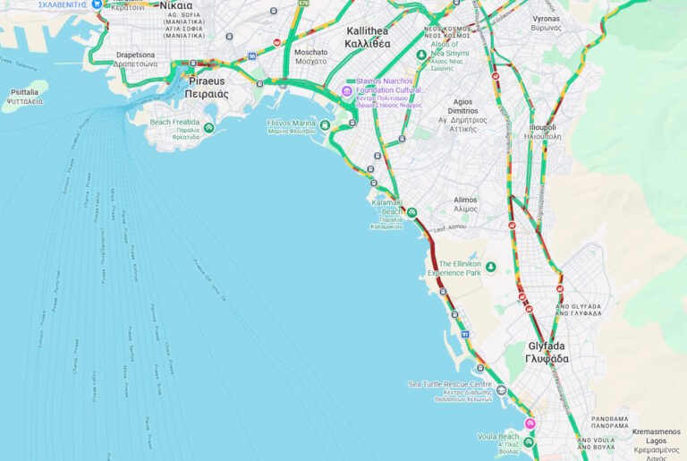 Προβλήματα στην Ποσειδώνος λόγω συσσώρευσης υδάτων, στο ύψος της Λ. Αμφιθέας και της παραλίας Αγίου Κοσμά