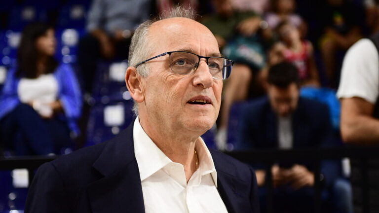 &Omicron; &Beta;&alpha;&gamma;&gamma;έ&lambda;&eta;&sigmaf; &Lambda;&iota;ό&lambda;&iota;&omicron;&sigmaf;