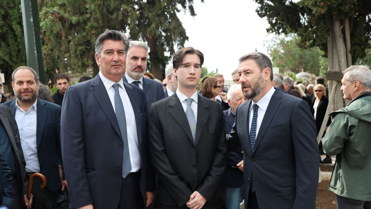 &Mu;&nu;&eta;&mu;ό&sigma;&upsilon;&nu;&omicron; &gamma;&iota;&alpha; &tau;&eta; &Phi;ώ&phi;&eta; &Gamma;&epsilon;&nu;&nu;&eta;&mu;&alpha;&tau;ά