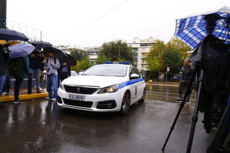 Basketgate: Απολογούνται Λιόλιος και Μαυραγάνης - Παραιτήθηκε ο πρόεδρος της ΕΟΚ - «Αποσύρομαι για να λειτουργήσει το μπάσκετ» είπε