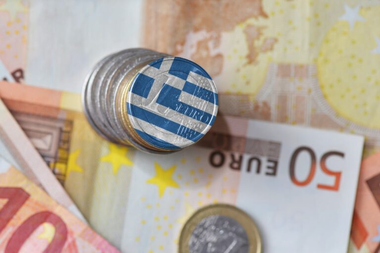 S&P: Αμετάβλητη στο BBB η Ελλάδα - Σταθερές οι προοπτικές