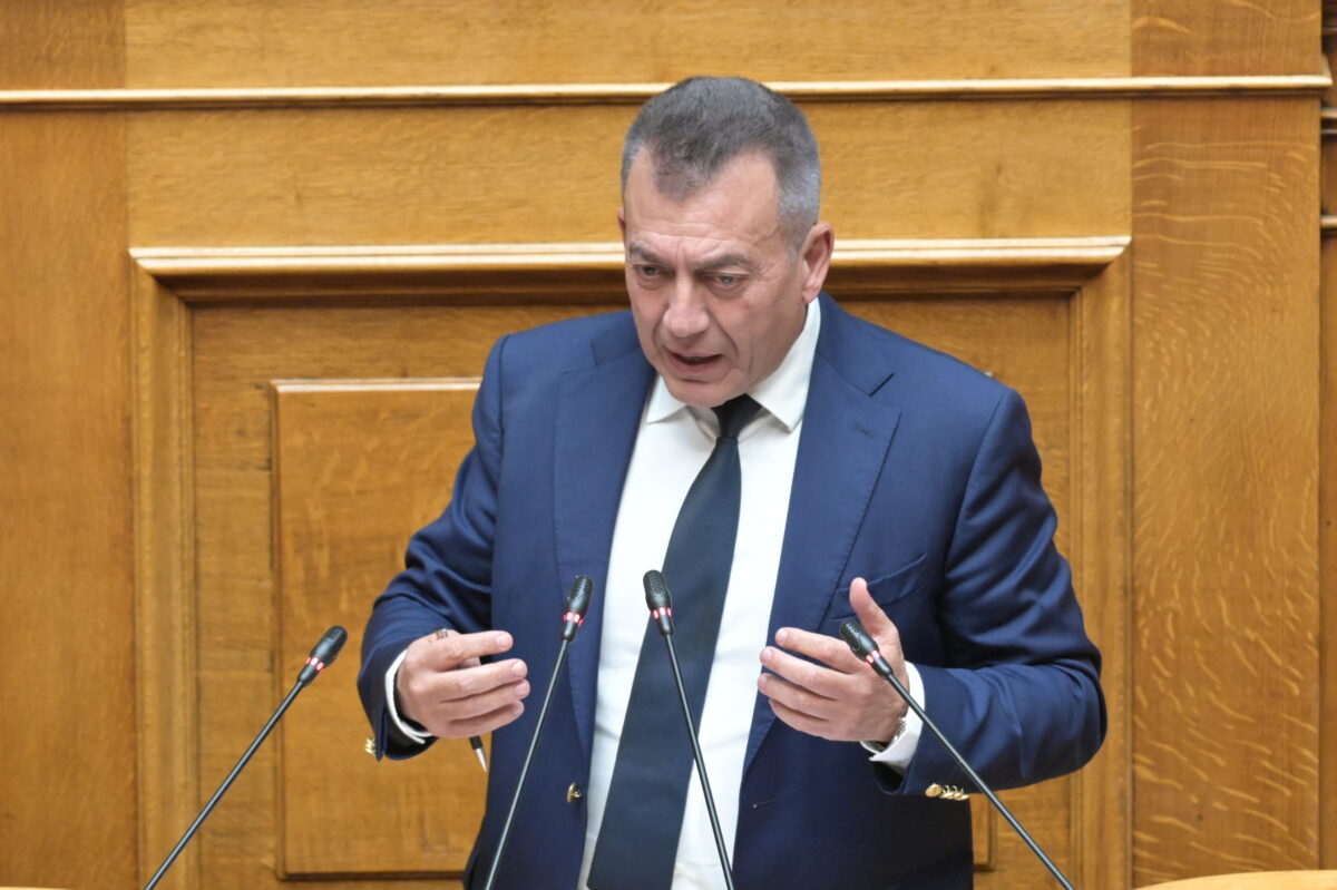 &Omicron; &Gamma;&iota;ά&nu;&nu;&eta;&sigmaf; &Beta;&rho;&omicron;ύ&tau;&sigma;&eta;&sigmaf;