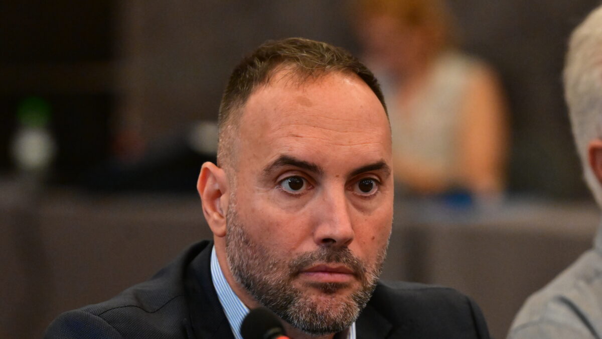 O &Mu;ί&lambda;&tau;&omicron;&sigmaf; &Chi;&alpha;&tau;&zeta;&eta;&gamma;&iota;&alpha;&nu;&nu;ά&kappa;&eta;&sigmaf;